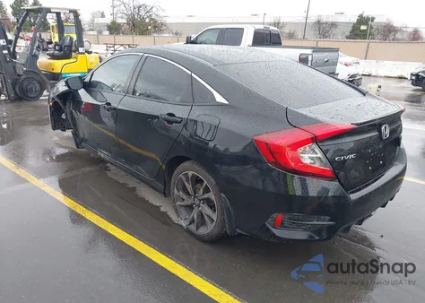 2019 Honda Civic Sport z USA, uszkodzony, nr VIN 2HGFC2F86KH518415